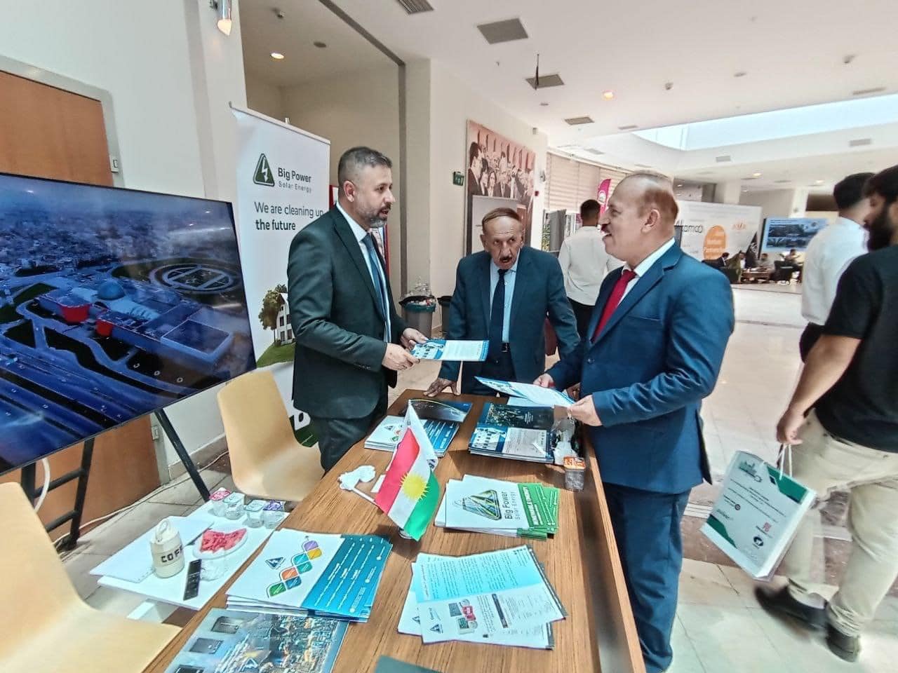 Introduction of Big Power Company's products and projects to the participants of the first Renewable Energy Conference held.